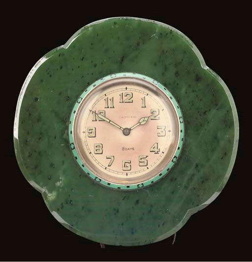 AN EIGHT-DAY DESK TIMEPIECE