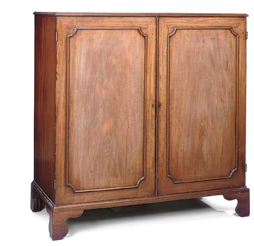 A GEORGE III MAHOGANY PRESS CUPBOARD