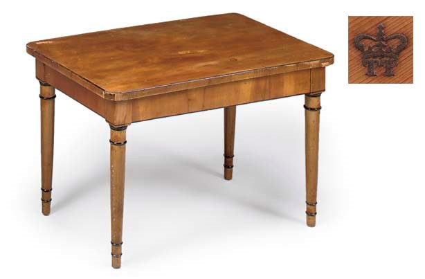 A SOUTH GERMAN CHERRYWOOD AND EBONISED OCCASIONAL TABLE