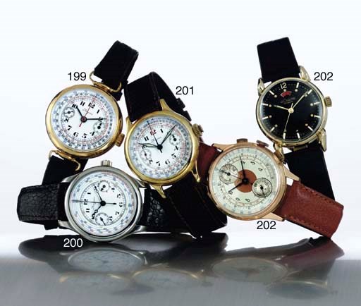 LONGINES. AN EARLY 18K GOLD SINGLE BUTTON CHRONOGRAPH WRISTWATCH WITH ENAMEL DIAL
