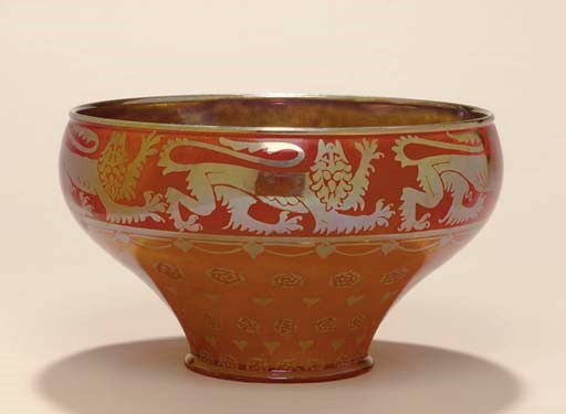 A PILKINGTON'S ROYAL LANCASTRIAN POTTERY BOWL