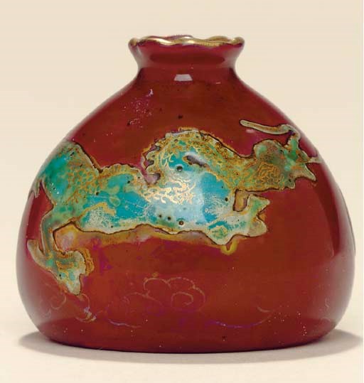 A BERNARD MOORE FLAMBE SMALL POTTERY VASE