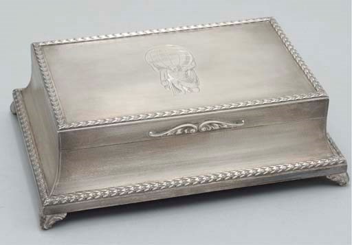 COFFRET A CIGARES EN ARGENT ET VERMEIL