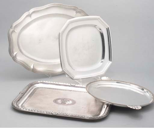 ENSEMBLE EN ARGENT, METAL ARGENTE ET LAITON