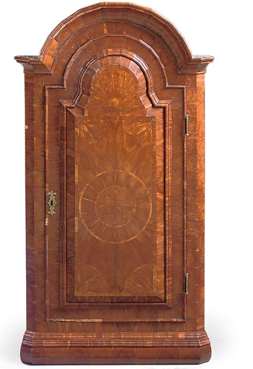 A QUEEN ANNE WALNUT AND FRUITWOOD CORNER CUPBOARD
