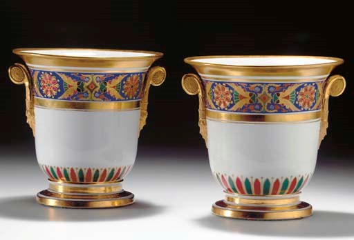 A PAIR OF PORCELAIN WINE COOLERS FROM THE GOTHIC SERVICE