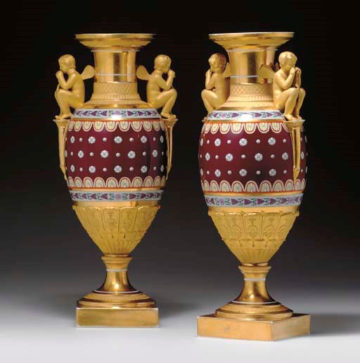 A PAIR OF PORCELAIN VASES