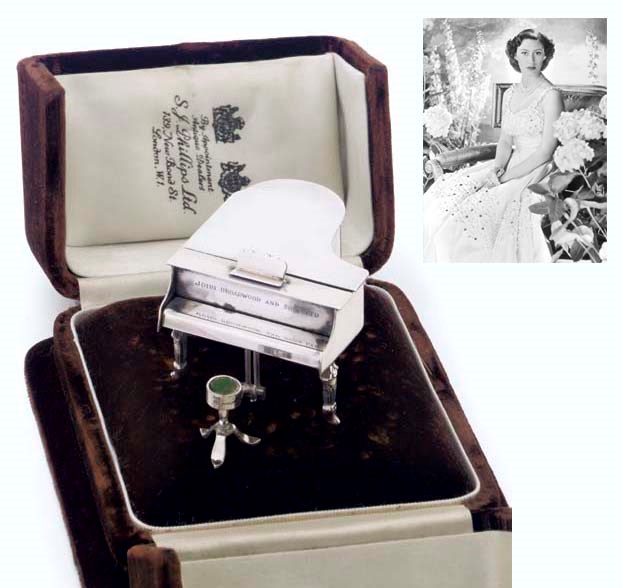 A DUTCH SILVER MUSIC-BOX