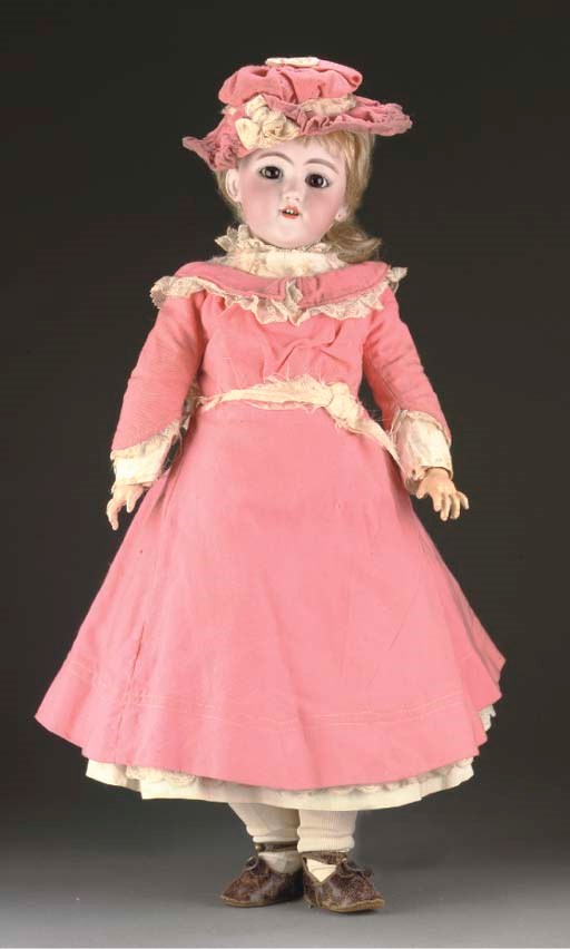 A Simon & Halbig 1249 DEP child doll