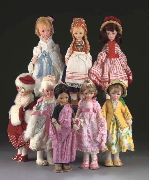 Old Cottage Dolls