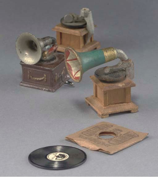 His Master's Voice Record made for Queen Mary's dolls' house