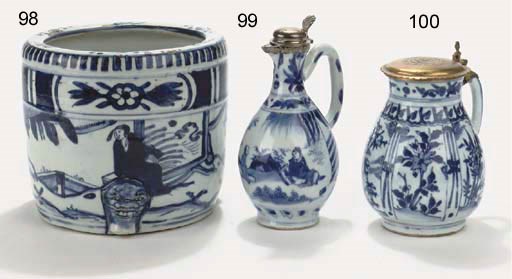 A Transitional blue and white silver-mounted ewer