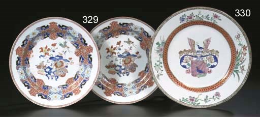 A pair of famille rose plates