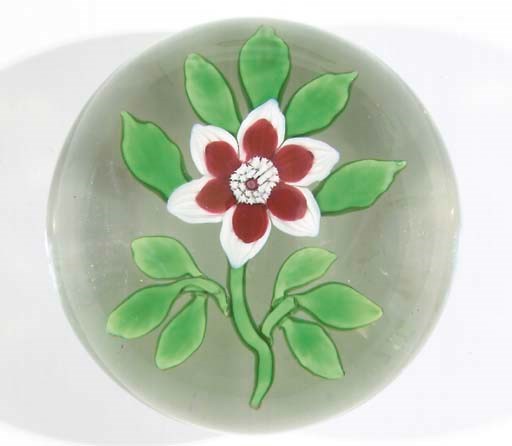 A BACCARAT FLOWER WEIGHT