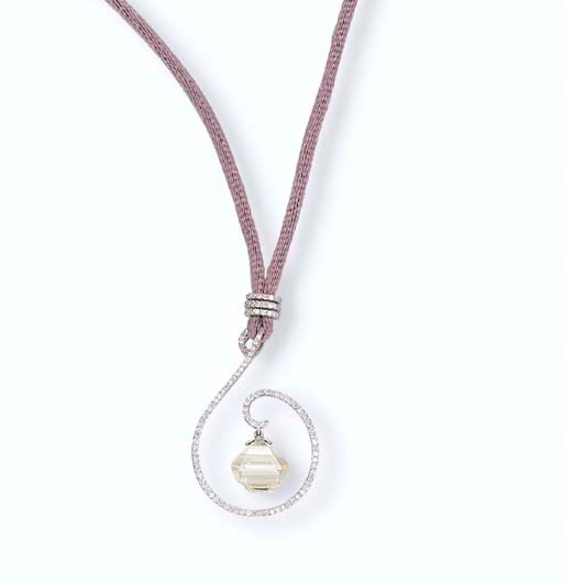 A COLOURED DIAMOND AND DIAMOND PENDANT NECKLACE