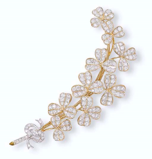 A DIAMOND BROOCH