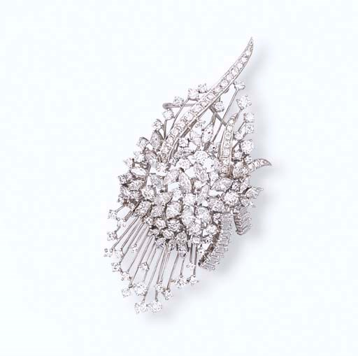 A DIAMOND BROOCH