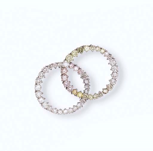 A DIAMOND AND COLOURED DIAMOND BROOCH