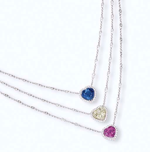 A COLOURED SAPPHIRE AND DIAMOND NECKLACE