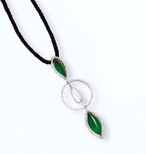 A JADEITE AND DIAMOND PENDANT NECKLACE