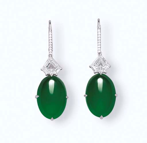 A PAIR OF JADEITE AND DIAMOND EAR PENDANTS