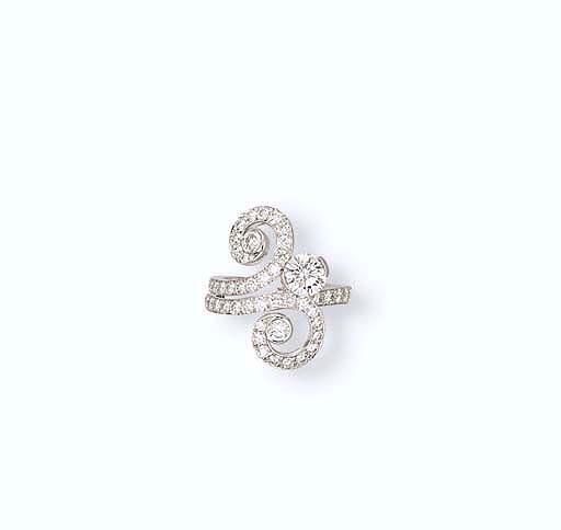 A DIAMOND RING, BY CARTIER