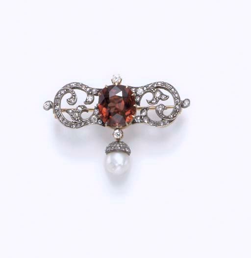 AN ANTIQUE BROWN ZIRCON, PEARL AND DIAMOND BROOCH