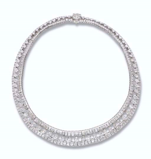 A FINE DIAMOND NECKLACE, BY HARRY WINSTON