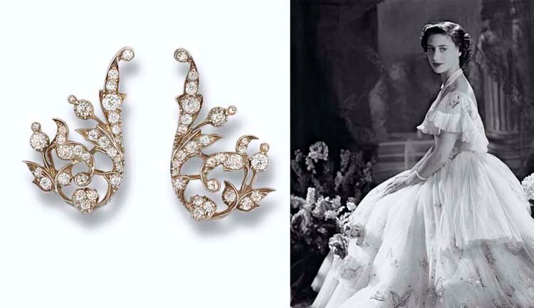 A PAIR OF ANTIQUE DIAMOND SPRAY EARCLIPS