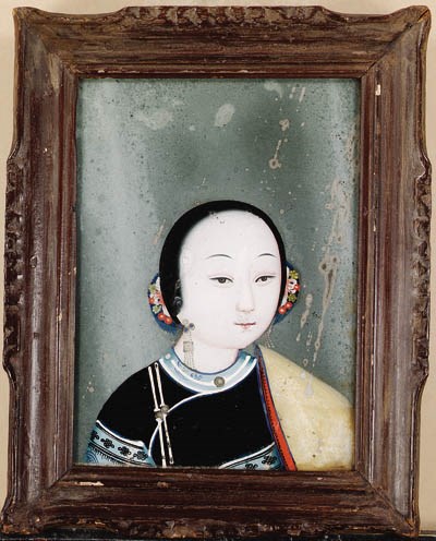 TWO CHINA TRADE REVERSE PORTRAITS ON GLASS