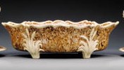 A FRENCH (APT) AGATE LOZENGE-SHAPED BOWL