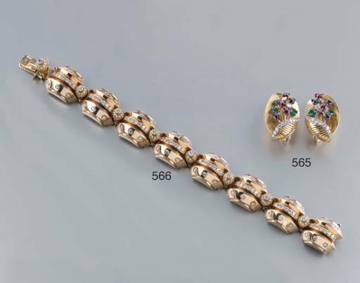 PAIO DI ORECCHINI IN ORO E PIETRE DI COLORE, FIRMATI CARTIER PARIS
