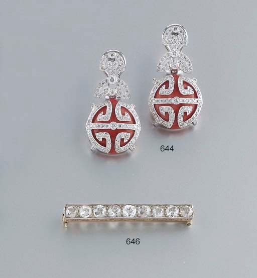 SPILLA BARRETTE IN ORO E DIAMANTI