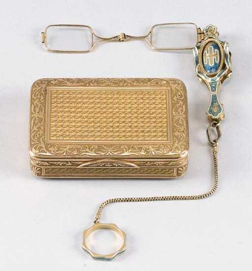 LOTTO COMPRENDENTE TABACCHIERA IN ORO E LORGNETTE IN ORO E SMALTO