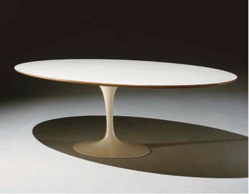EERO SAARINEN POUR KNOLL INTERNATIONAL
