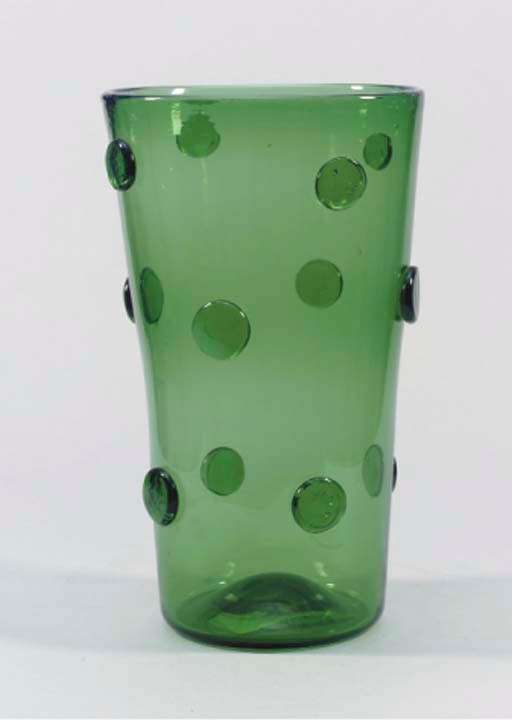 GRAND VASE