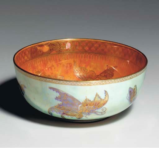 A WEDGWOOD 'BUTTERFLY' MOTHER-OF-PEARL LUSTRE BOWL,