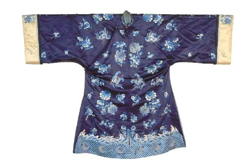 A CHINESE SILK EMBROIDERED BLUE-GROUND ROBE,
