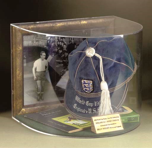 A BLUE ENGLAND V. U.S.S.R. 1958 WORLD CUP INTERNATIONAL CAP