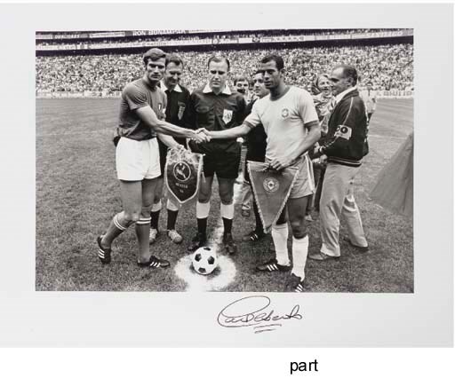 THREE LARGE BLACK AND WHITE PRESS PHOTOGRAPHS OF THE 1970 WORLD CUP FINAL
