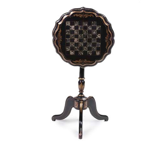 A VICTORIAN PARCEL-GILT, EBONISED AND PAPIER MÂCHÉ TRIPOD TABLE
