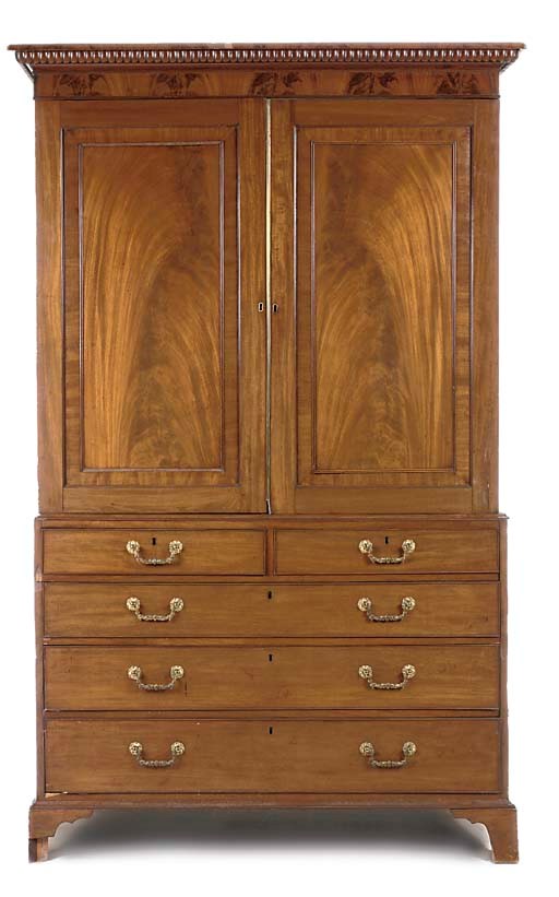 A REGENCY MAHOGANY LINEN PRESS