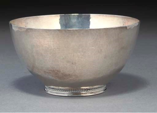 AN ARTIFICERS' GUILD SILVER BOWL