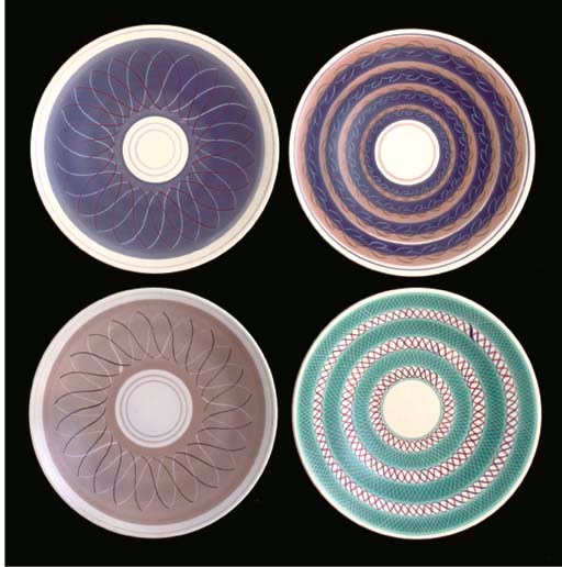 A POOLE POTTERY X/PRP FREEFORM CHARGER