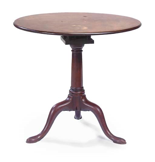 AN EARLY GEORGE III MAHOGANY TRIPOD TABLE