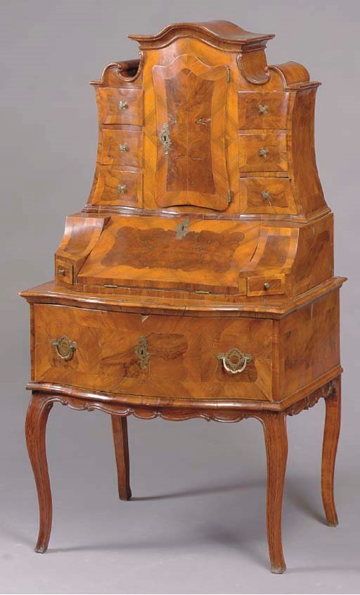 A GERMAN BAROQUE STYLE PARQUETRY-INLAID WALNUT BUREAU,