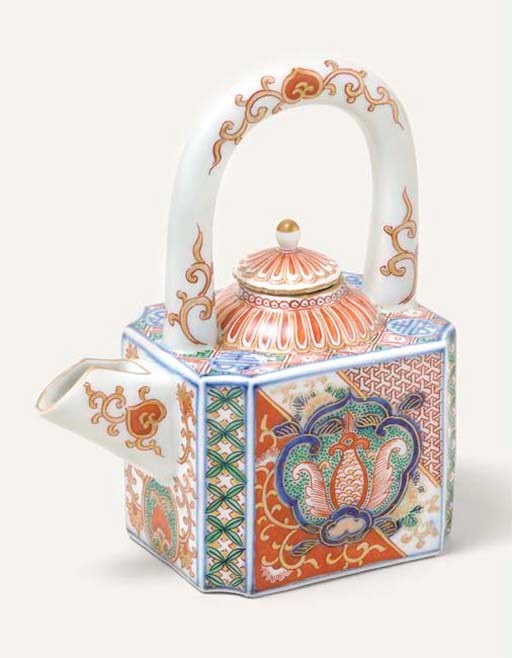 AN IMARI EWER