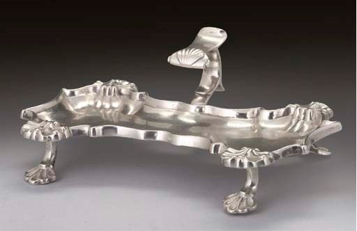 A GEORGE III CHANNEL ISLANDS SILVER SNUFFERS TRAY,