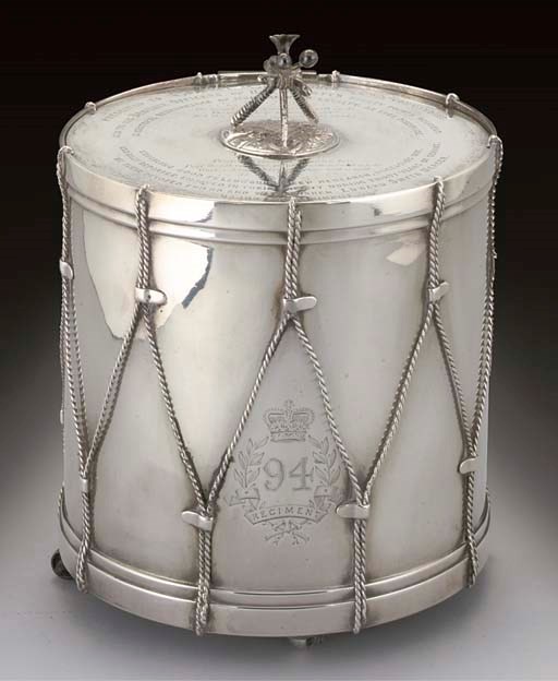 MILITARY INTEREST:- A VICTORIAN NOVELTY SILVER REGIMENTAL MESS CIGAR BOX MODELLED AS A DRUM,