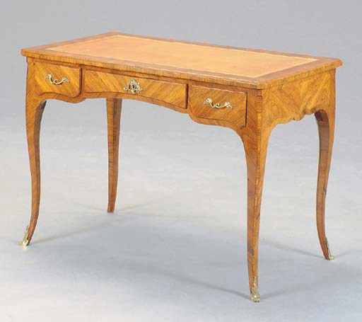 A LOUIS XV STYLE ORMOLU-MOUNTED KINGWOOD AND TOOLED LEATHER BUREAU PLAT,